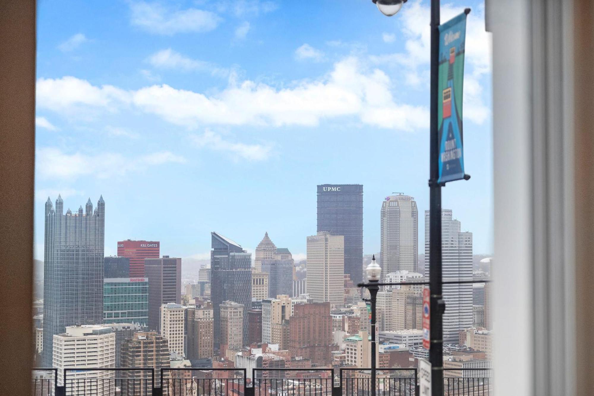 Charming Studio-Panoramic View-Your Pittsburgh Sanctuary Διαμέρισμα Εξωτερικό φωτογραφία